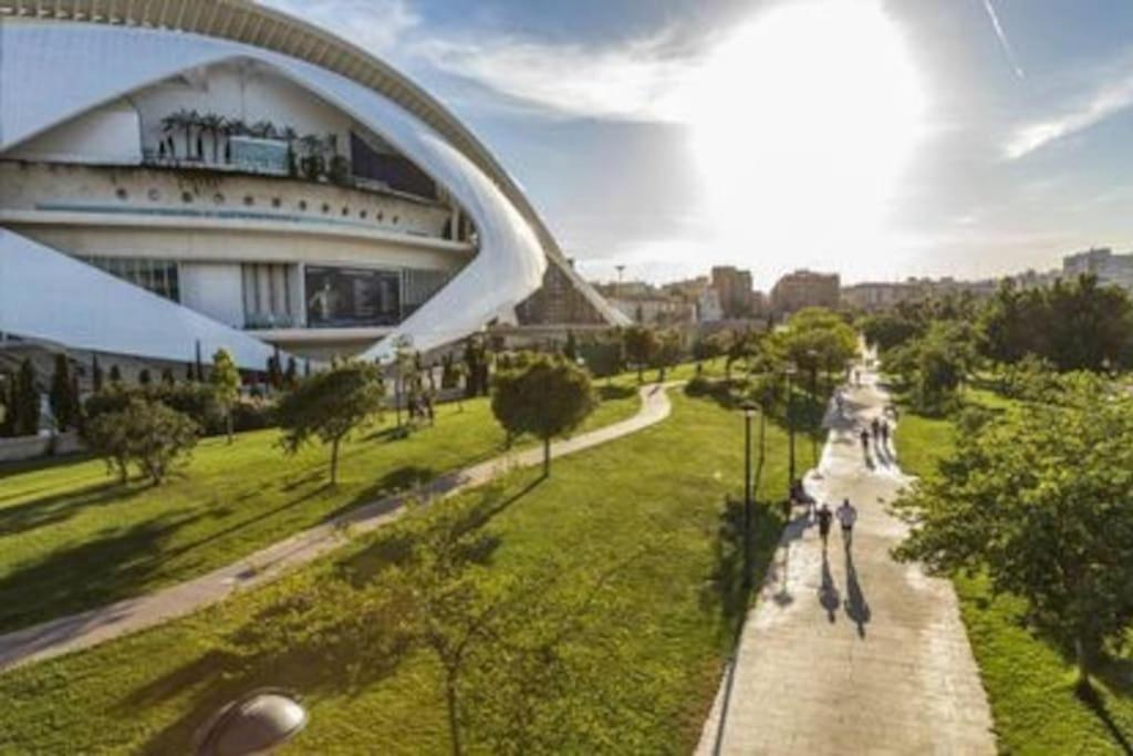 Apartamento En La Playa Las Arenas +Wifi+Ac Valencia Exterior foto